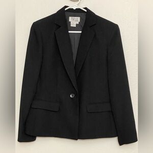 Style and Co collection Petite Black blazer with shoulder pads, ideal for work